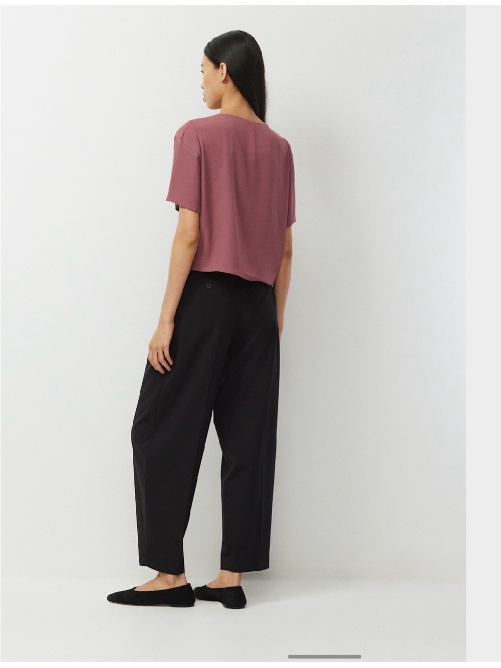 Aritzia Babaton Randy Blouse - Picture 3 of 7